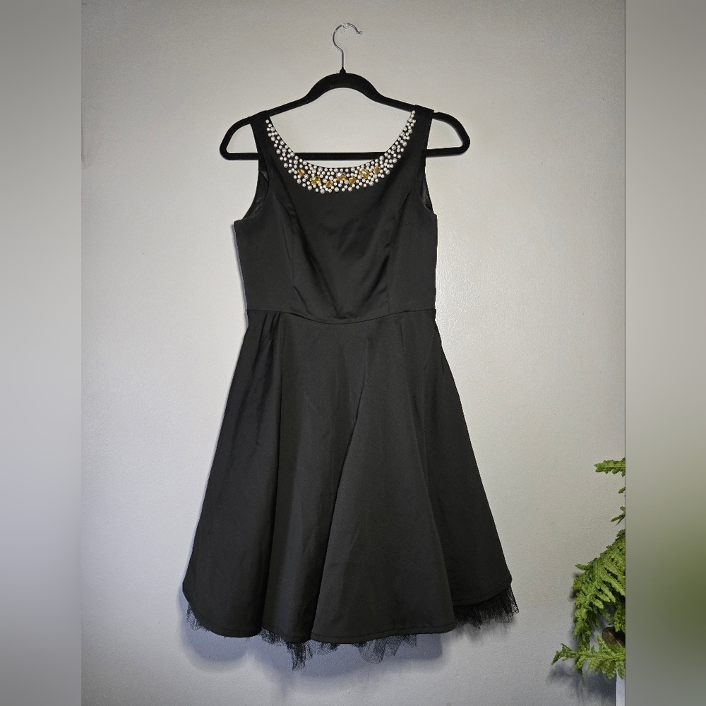 Black Pearl Embellished Fit & Flare Mini Dress‎ ✨ Y2K Formal | Size 4